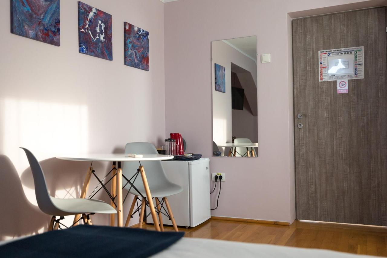Casa Ris Hotel Zsilvásárhely Kültér fotó